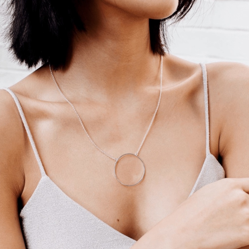 NWOT Lele Sadoughi Silver Circle Necklace